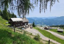 Dünhofen Hütte auf der Emberger Alm © RPIT, creativomedia GmbH